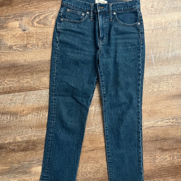 Madewell The Petite Perfect Vintage Jean in Haight Wash - Picture 6 of 7